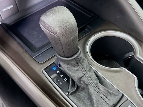 Certified 2023 Toyota Camry LE FWD image 18