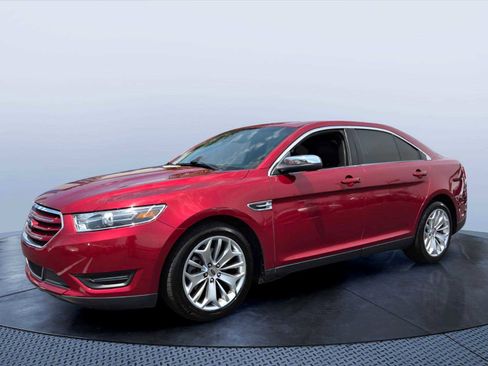 Used 2018 Ford Taurus Limited FWD image 2