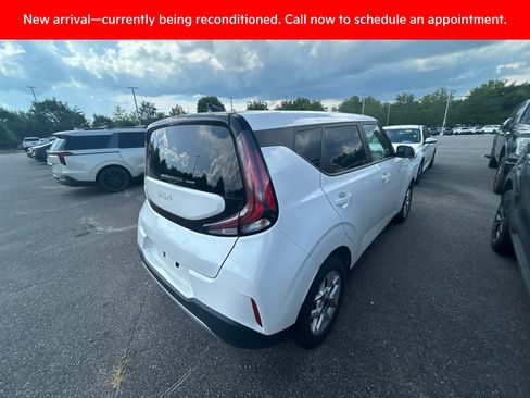 Certified 2024 Kia Soul LX w/ Option Group 015 FWD image 10