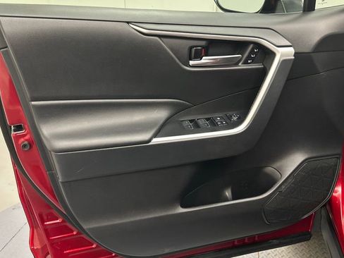 Certified 2022 Toyota RAV4 XLE Premium image 16