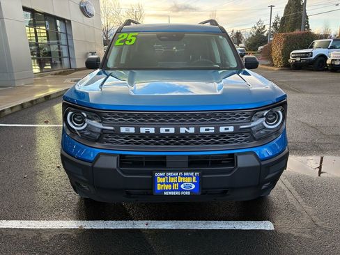 Used 2025 Ford Bronco Sport Big Bend w/ Convenience Package AWD/4WD image 2