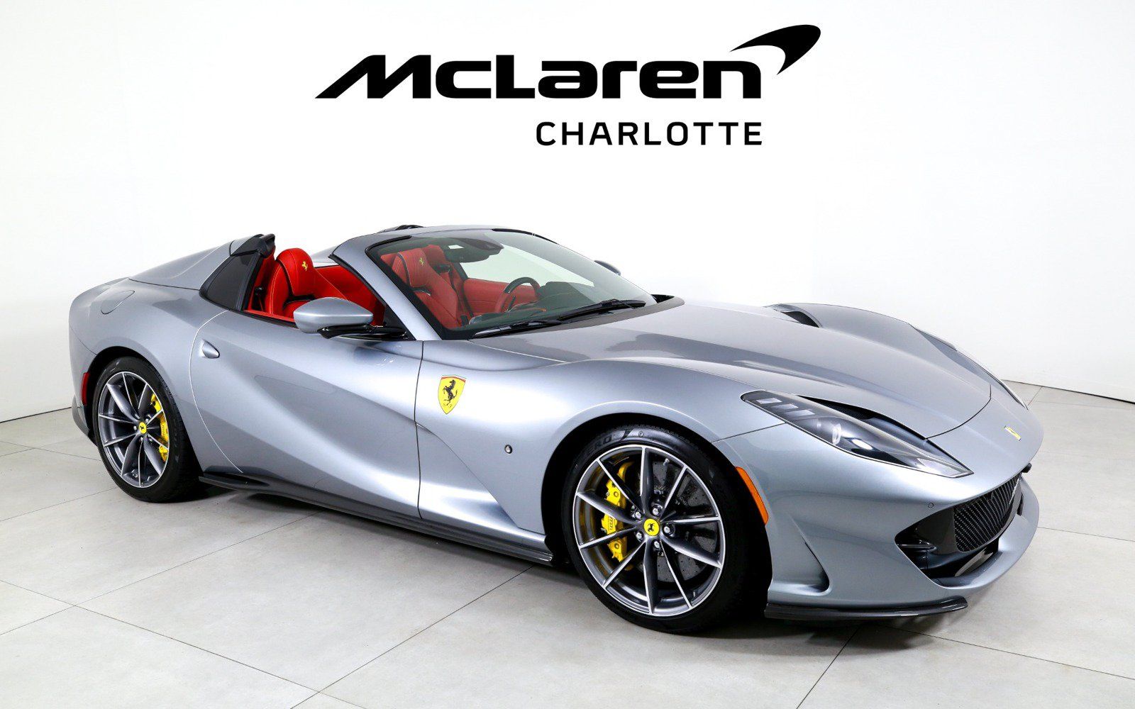 Used 2022 Ferrari 812 GTS RWD image 2