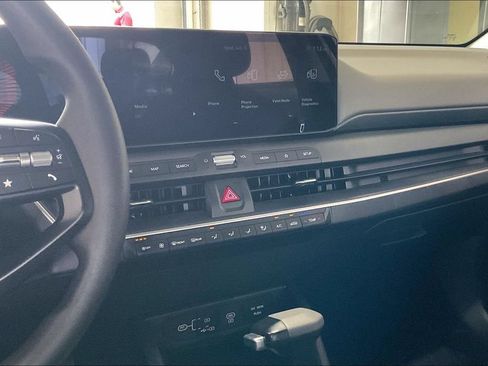 Used 2025 Kia K4 FWD image 10