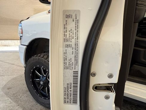 Used 2023 RAM 2500 Laramie AWD/4WD image 31