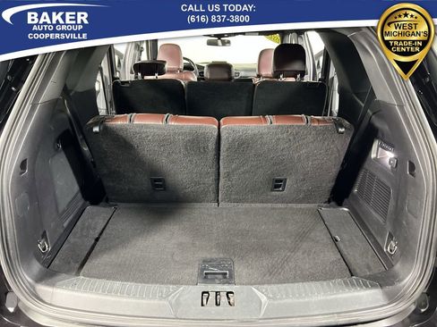 Used 2020 Ford Explorer Platinum w/ Premium Technology Package image 26