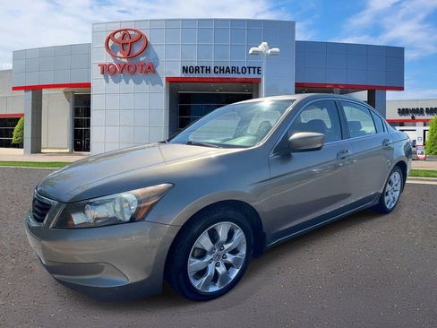 Used 2010 Honda Accord EX image 3