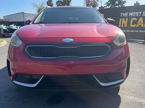 Used 2019 Kia Niro LX FWD image 10
