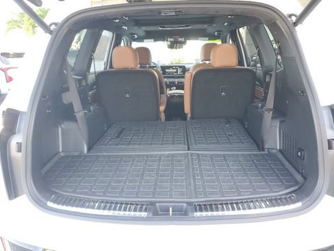 Certified 2024 Kia Telluride SX Prestige X-Pro AWD/4WD image 6