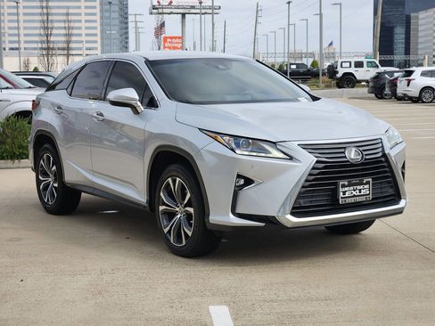 Used 2019 Lexus RX 350 FWD w/ Accessory Package image 3