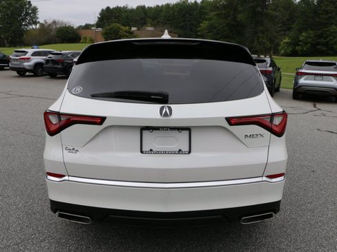 Used 2024 Acura MDX FWD image 4