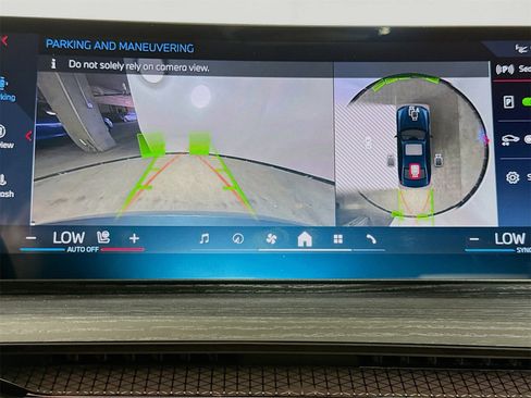 Used 2025 BMW M340i M340i w/ Premium Package image 14