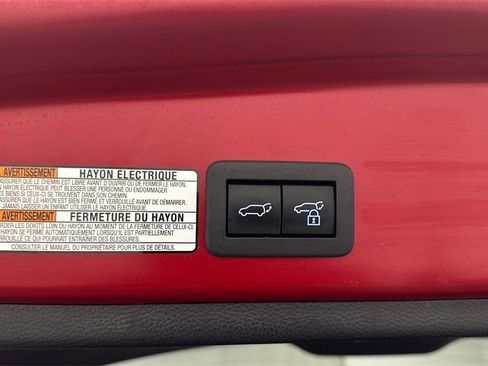 Used 2022 Toyota Corolla Cross XLE image 20