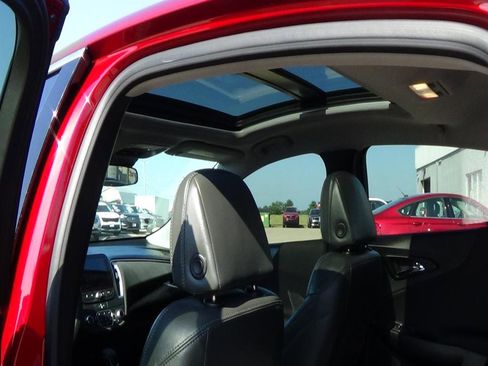 Used 2024 Chevrolet Malibu LT image 12