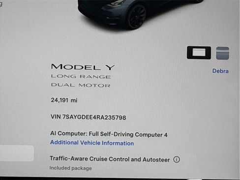 Used 2024 Tesla Model Y Long Range AWD/4WD image 12