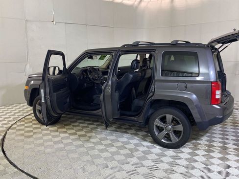 Used 2015 Jeep Patriot High Altitude AWD/4WD image 38