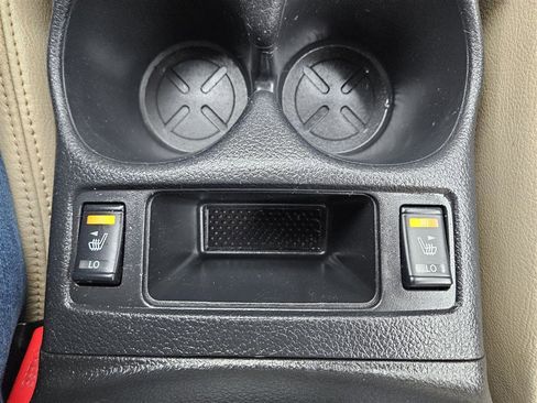 Used 2019 Nissan Rogue SV image 7