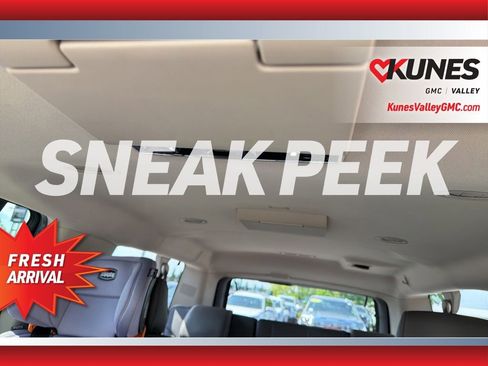 Used 2017 GMC Yukon XL Denali w/ Open Road Package AWD/4WD image 9