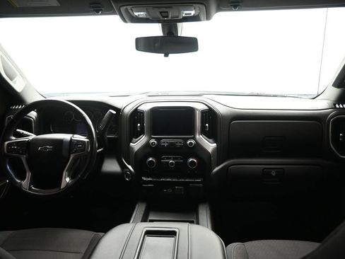 Used 2019 Chevrolet Silverado 1500 RST image 40