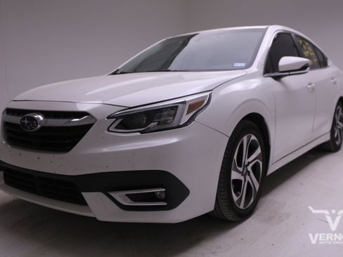 Used 2020 Subaru Legacy Limited image 1