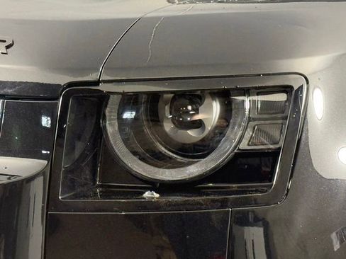 Used 2025 Land Rover Defender 110 S AWD/4WD image 12
