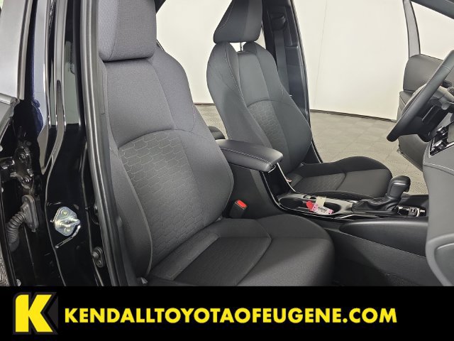 Certified 2025 Toyota Corolla Hatchback w/ SE Package FWD image 26