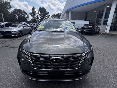 Used 2022 Hyundai Tucson Limited w/ Cargo Package AWD/4WD image 2