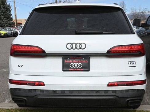 Used 2025 Audi Q7 2.0T Premium w/ Convenience Plus Package image 5
