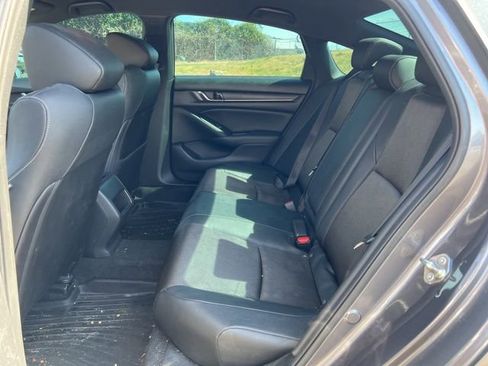 Used 2019 Honda Accord Sport image 13