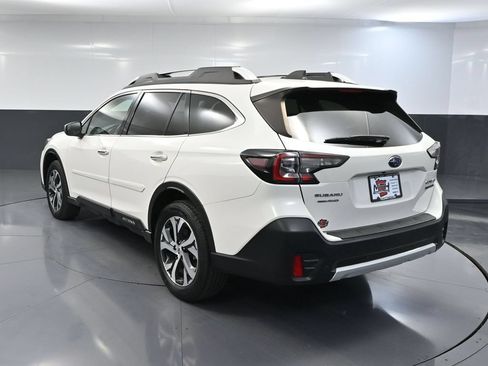 Used 2022 Subaru Outback Touring XT AWD/4WD image 8