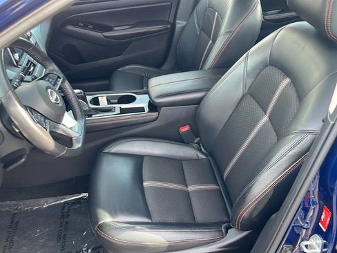 Used 2024 Nissan Altima 2.5 SR FWD image 18