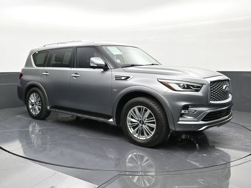 Used 2019 INFINITI QX80 Luxe w/ All-Season Package RWD image 7