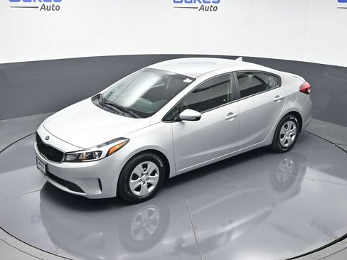 Used 2017 Kia Forte LX FWD image 44
