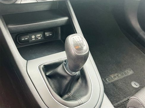 Used 2021 Kia Forte Sedan image 16