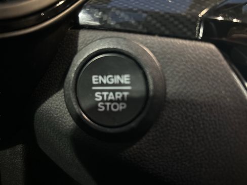 Used 2024 Ford Escape ST-Line image 26