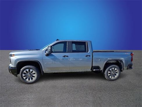 New 2026 Chevrolet Silverado 2500 Custom w/ Custom Convenience Package image 4