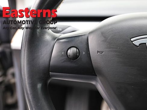 Used 2018 Tesla Model 3 Long Range image 15