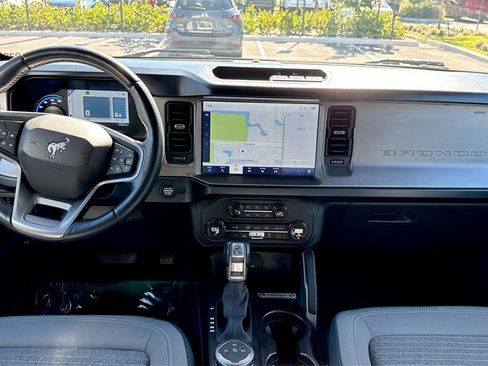 Used 2023 Ford Bronco Outer Banks image 15
