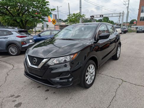 Used 2021 Nissan Rogue Sport S image 1