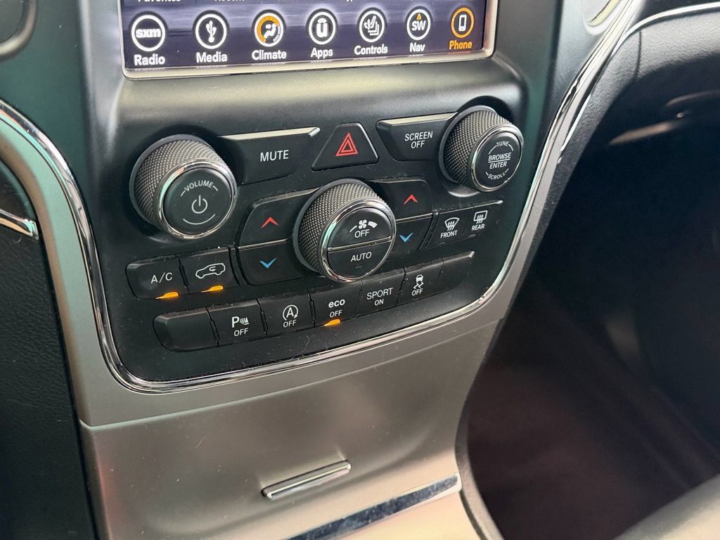 Used 2018 Jeep Grand Cherokee Limited RWD image 22