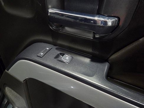 Used 2019 Chevrolet Silverado 1500 LT w/ All Star Edition image 38