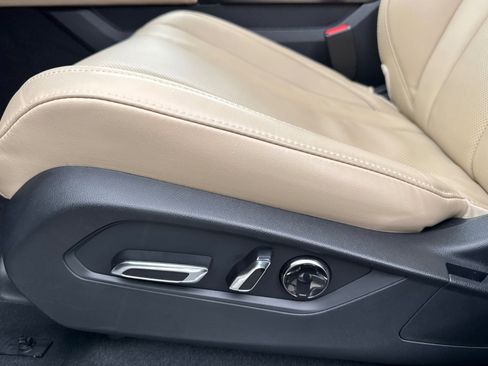 Used 2023 Acura MDX SH-AWD w/ Technology Package image 14