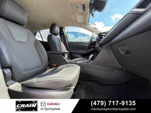 Used 2022 Buick Encore GX Preferred w/ Cold Weather Comfort Package AWD/4WD image 30