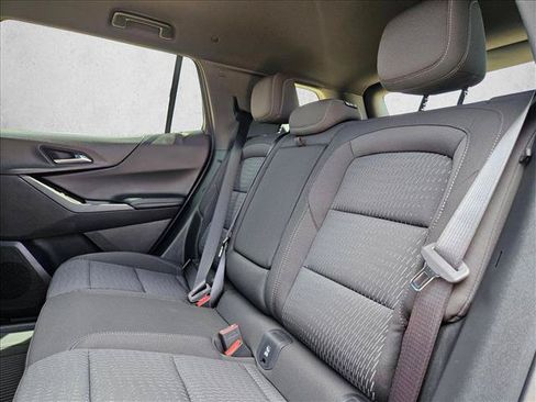 New 2027 Chevrolet Equinox LT FWD image 16