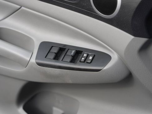 Used 2014 Toyota Tacoma PreRunner image 28