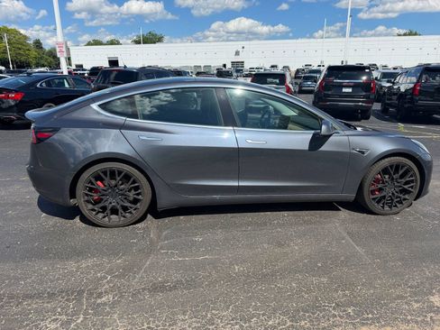 Used 2019 Tesla Model 3 AWD/4WD image 4