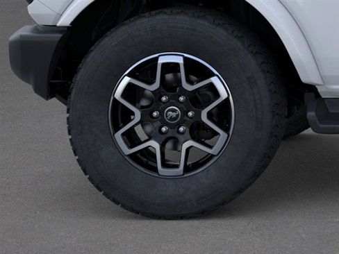 New 2025 Ford Bronco Outer Banks image 21