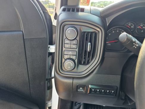 Used 2021 Chevrolet Silverado 2500 W/T w/ WT Fleet Convenience Package AWD/4WD image 11