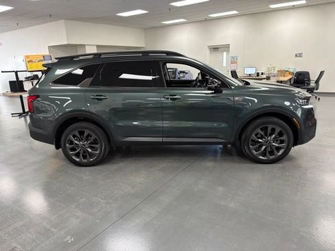 Used 2022 Kia Sorento SX Prestige w/ Rust Color Package AWD/4WD image 8
