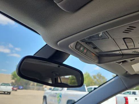 Used 2019 GMC Terrain SLT w/ Preferred Package FWD image 26
