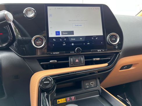 Used 2025 Lexus NX 350 AWD w/ Premium Package image 29